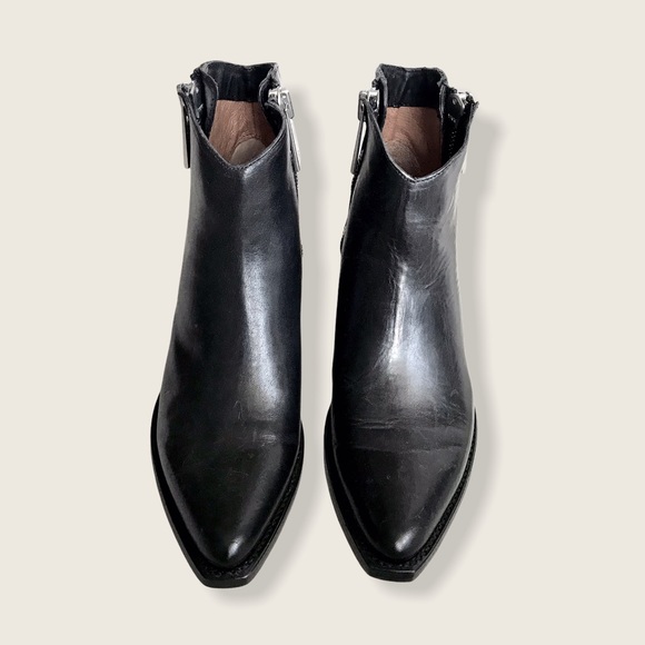 Frye Sacha Zip Shortie Black Leather Ankle Booties - Picture 8 of 16